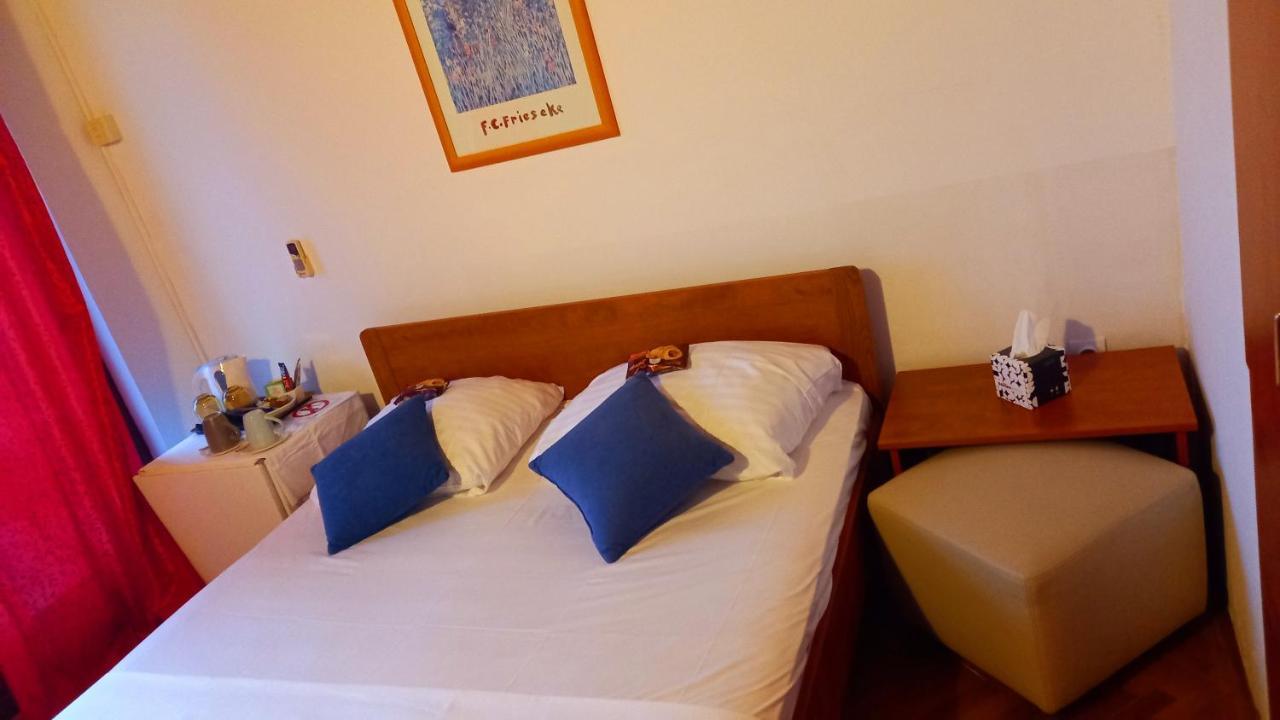 Salyna "Rooms Bela" Ичичи Экстерьер фото