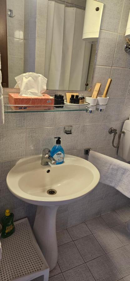 Salyna "Rooms Bela" Ичичи Экстерьер фото