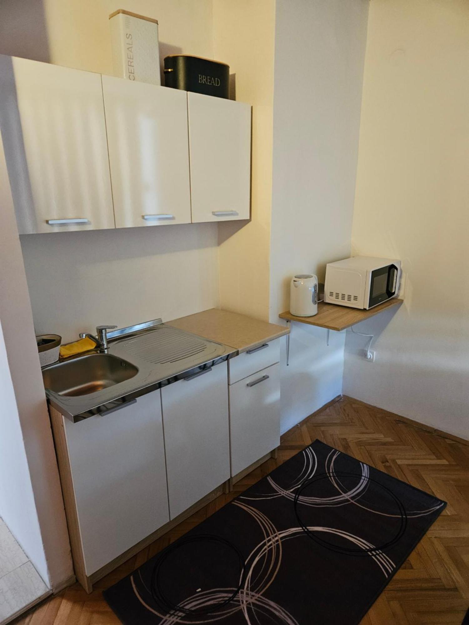 Salyna "Rooms Bela" Ичичи Экстерьер фото
